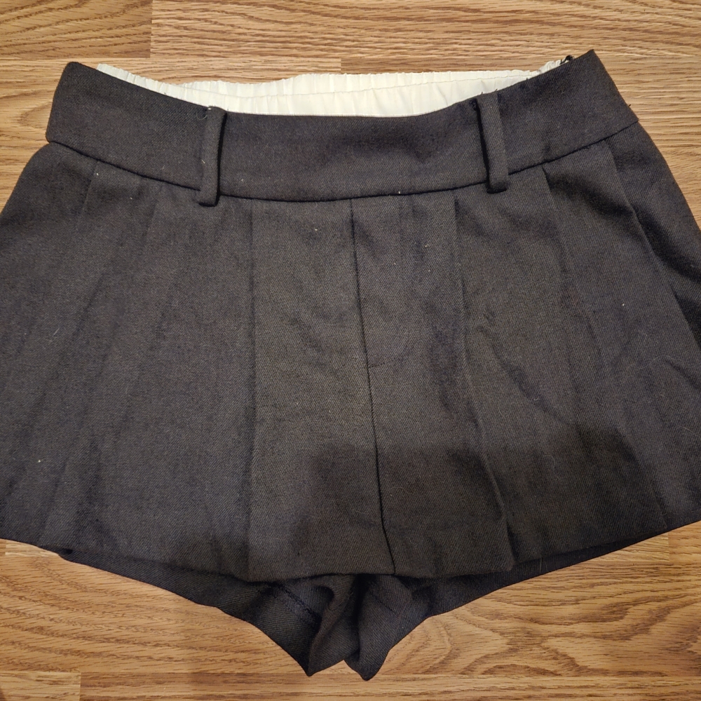 Women's Pleated Skort